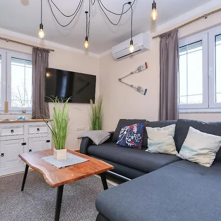 4 Modern Und Stilvoll Mit Balkon In Strandnaehe * Zaton (Zadar)