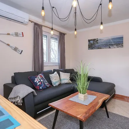 4 Modern Und Stilvoll Mit Balkon In Strandnaehe Διαμέρισμα *