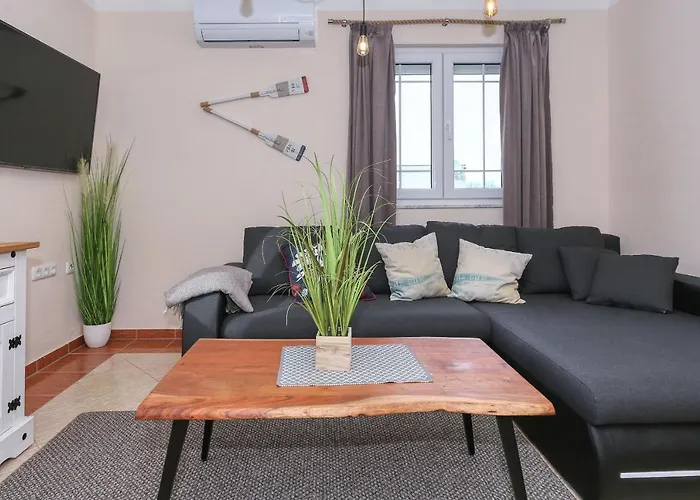 4 Modern Und Stilvoll Mit Balkon In Strandnaehe Διαμέρισμα