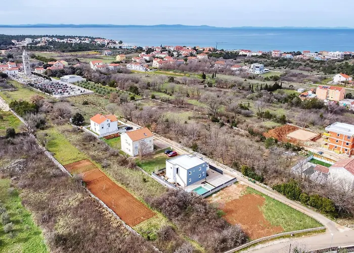 4 Modern Und Stilvoll Mit Balkon In Strandnaehe * Zaton (Zadar)